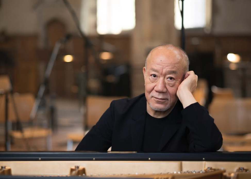 Hisaishi Conducts Hisaishi