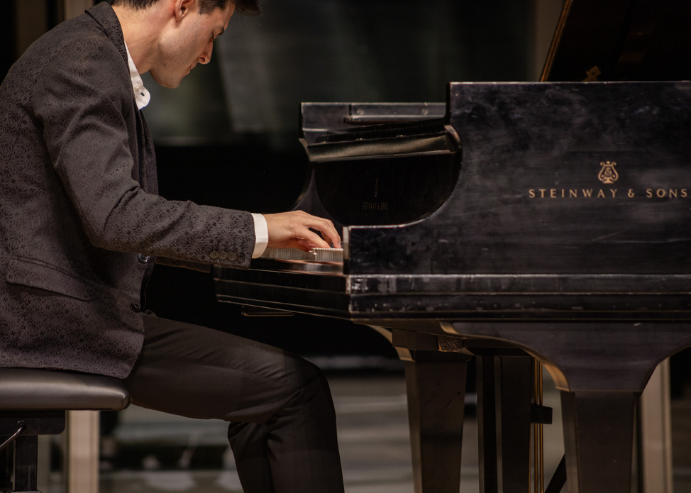 Young Artist Piano Seminar Concerto Competition