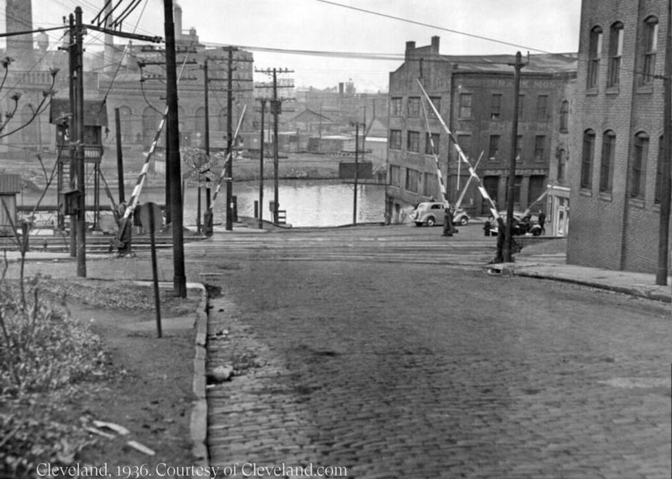 Crime and Deceit: A 1935 Murder Mystery
