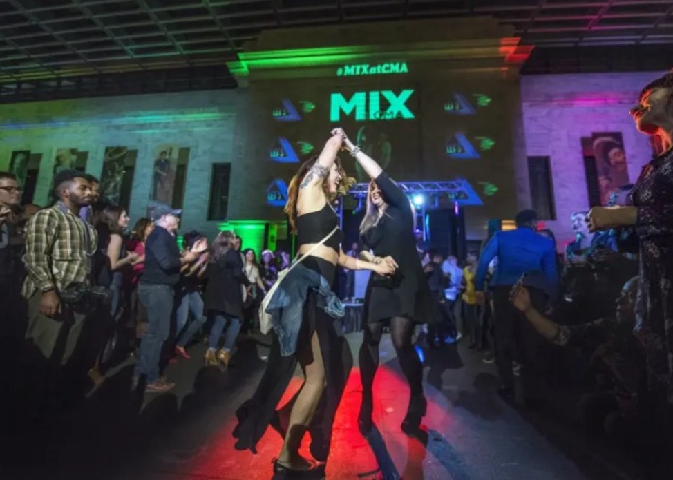 MIX: 90s Homecoming